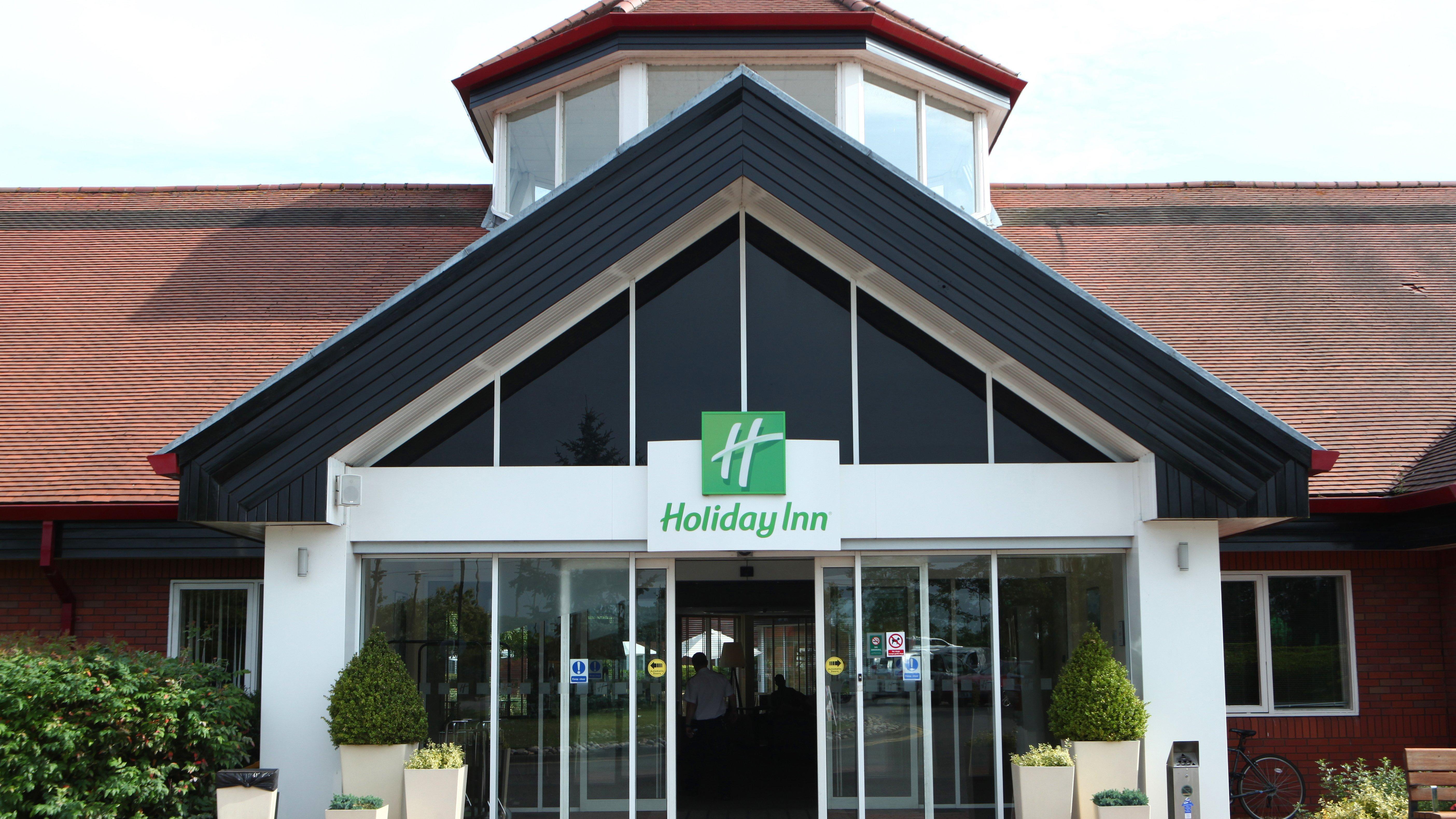 Holiday Inn Aylesbury, An Ihg Hotel Aylesbury  Buitenkant foto